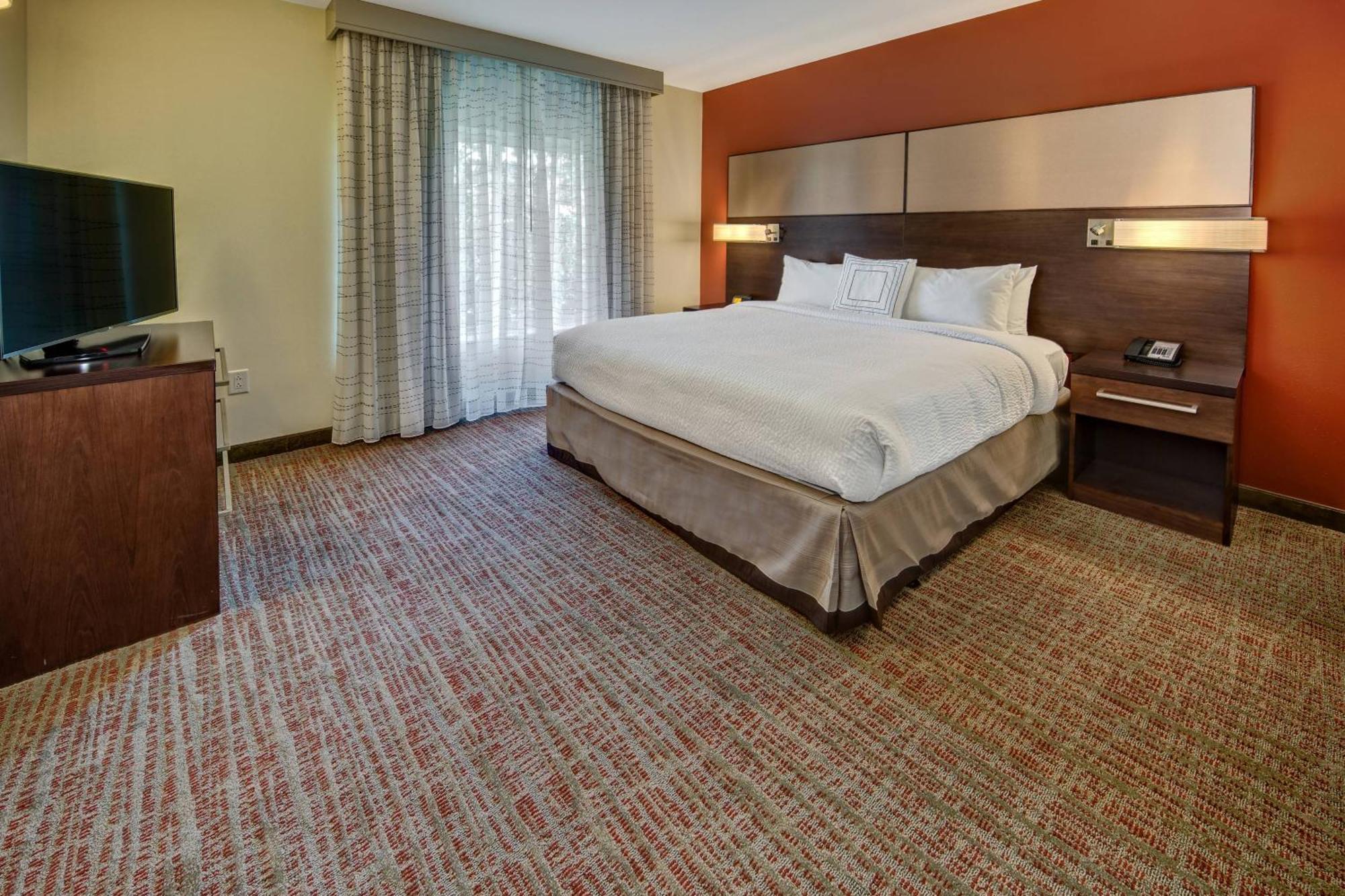 By Marriott Blacksburg-university 3*